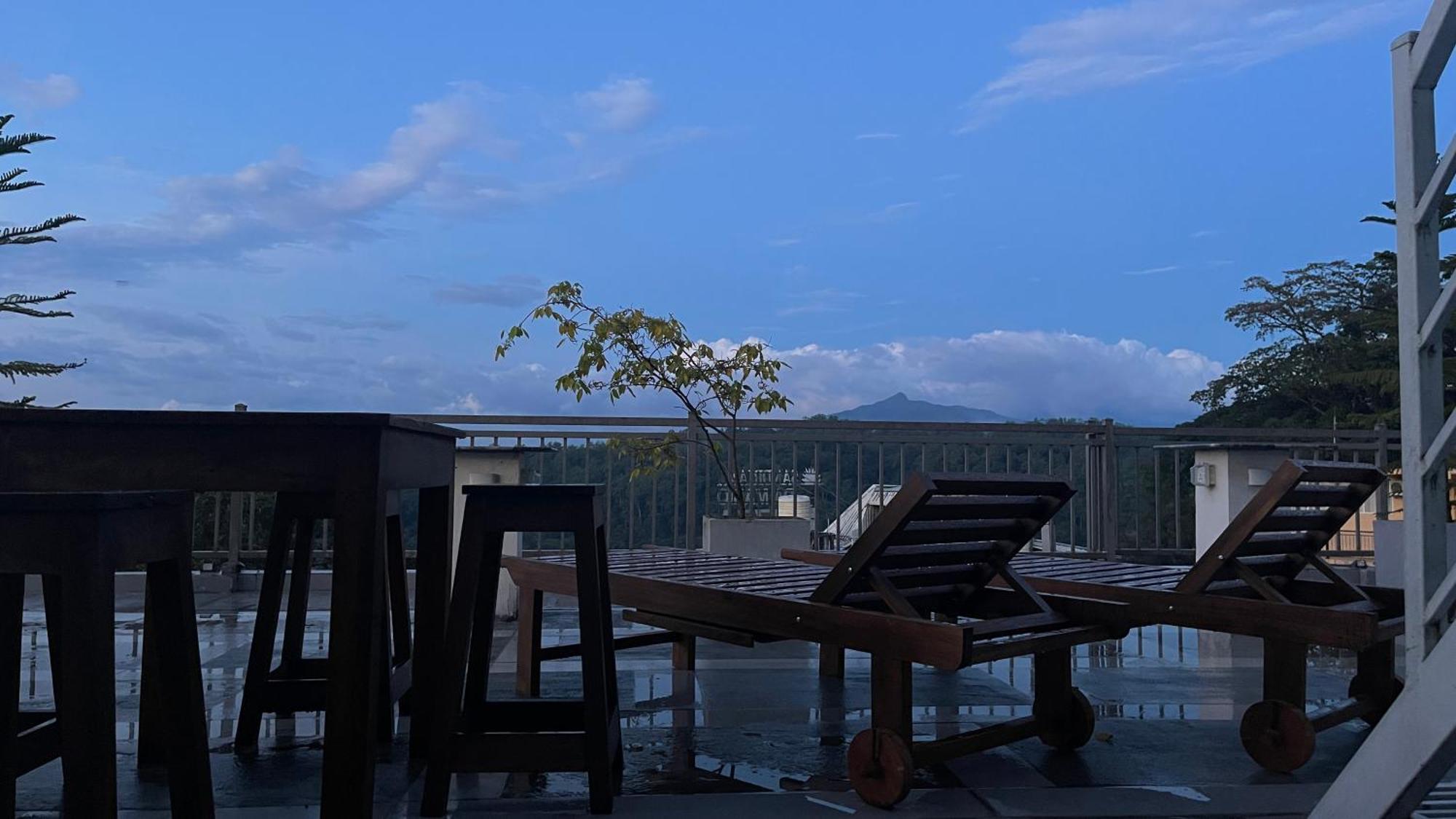 Sun Dove Suite Kandy Ngoại thất bức ảnh
