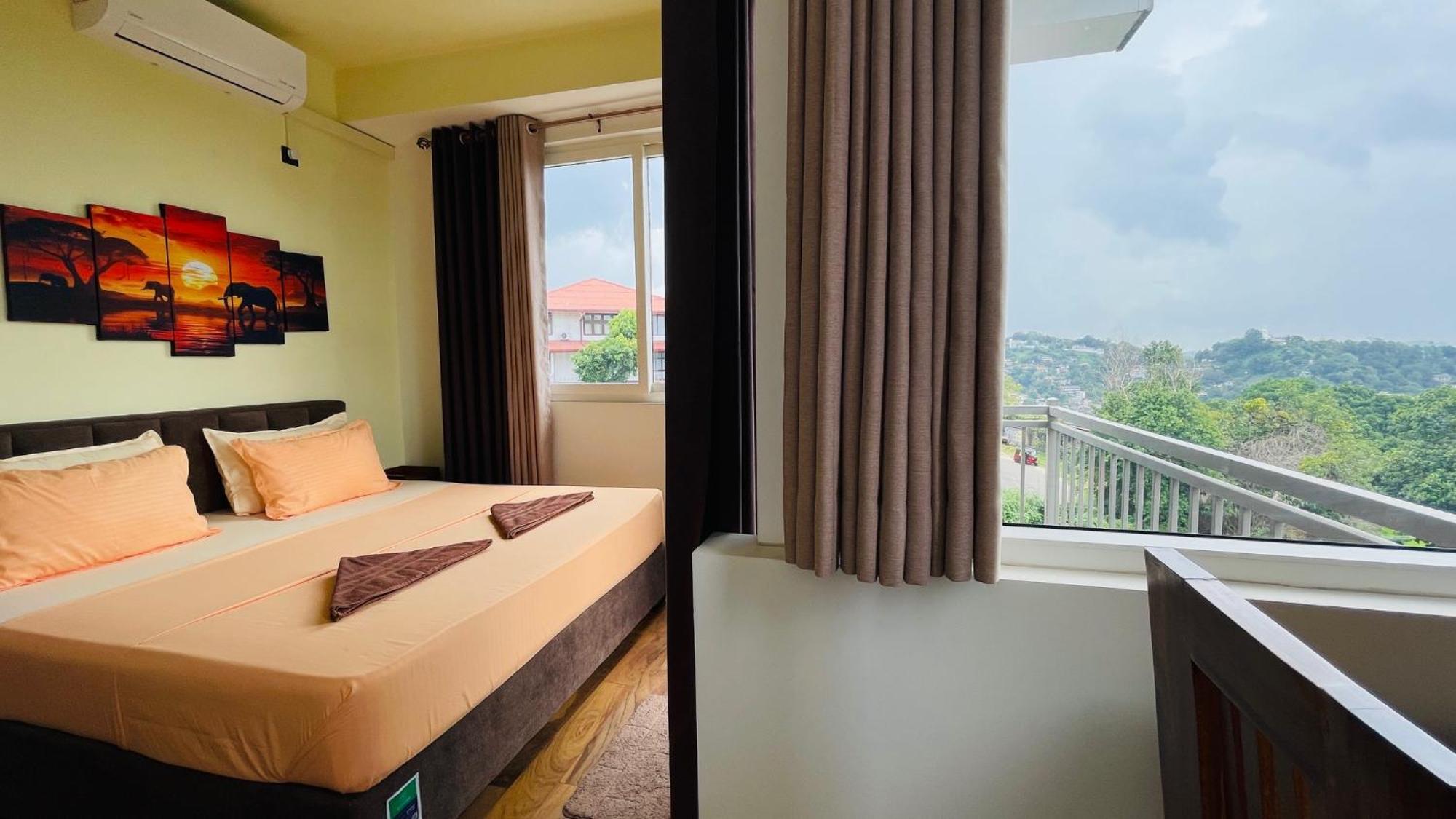 Sun Dove Suite Kandy Ngoại thất bức ảnh