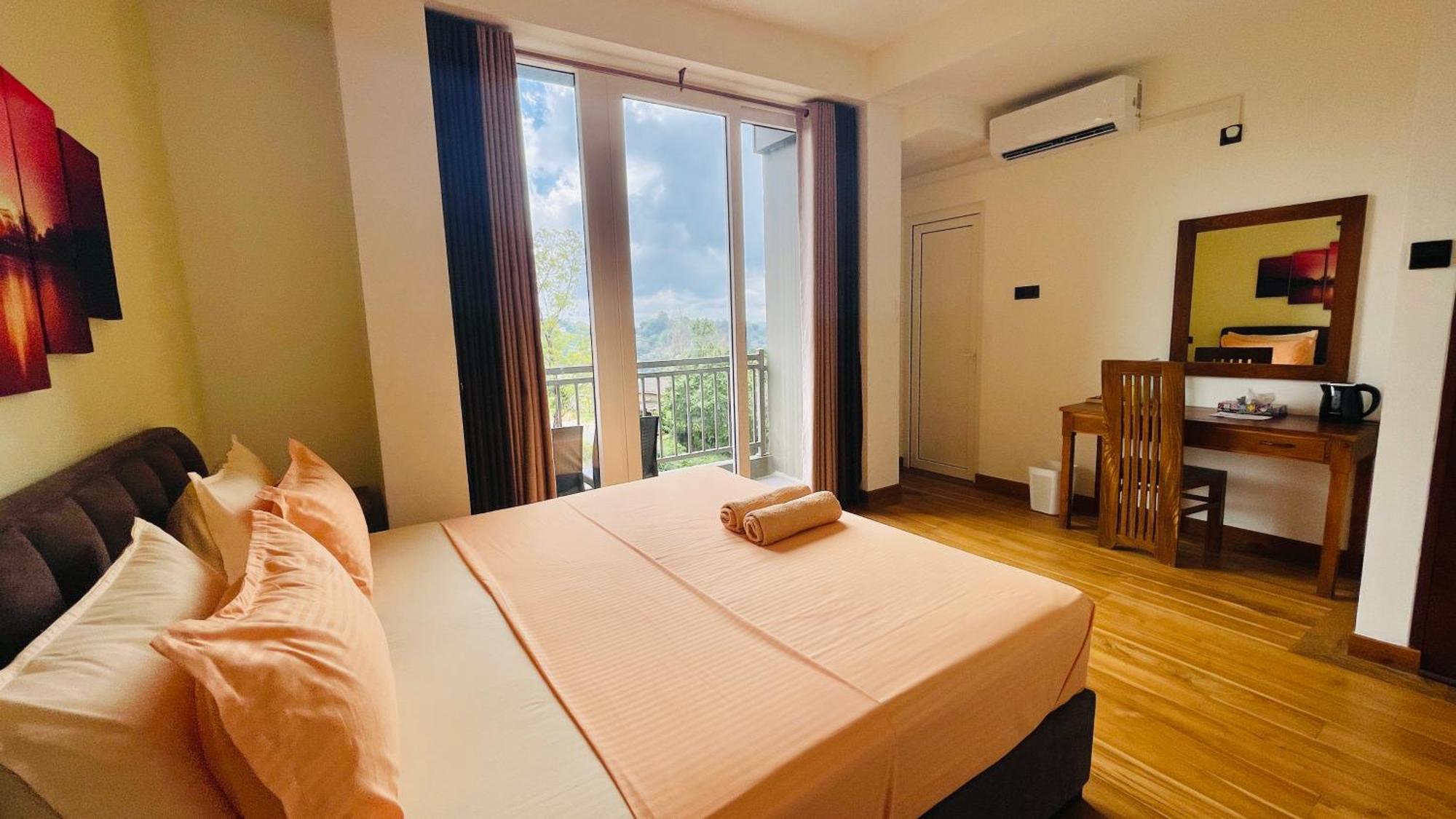 Sun Dove Suite Kandy Ngoại thất bức ảnh