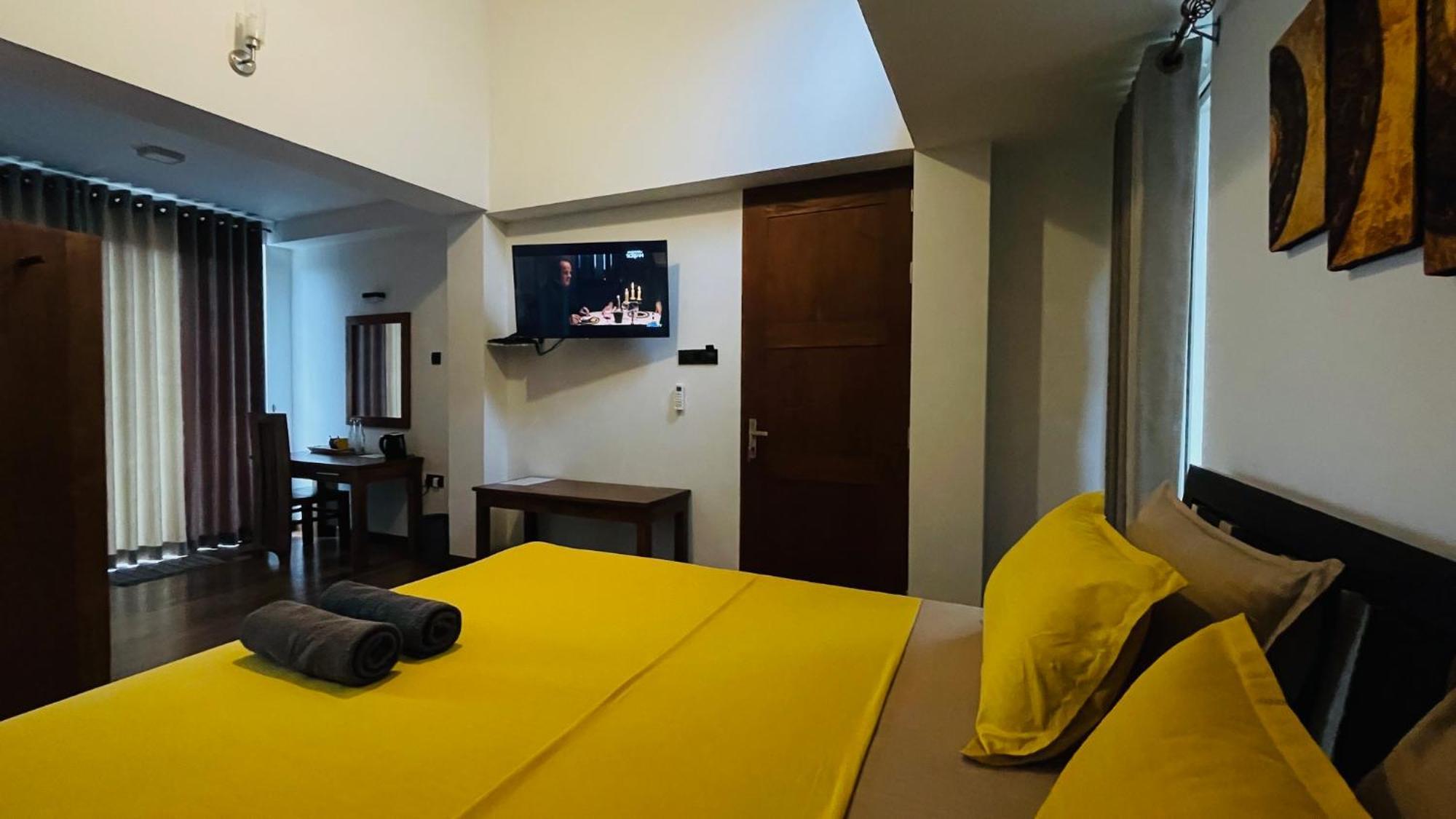 Sun Dove Suite Kandy Ngoại thất bức ảnh