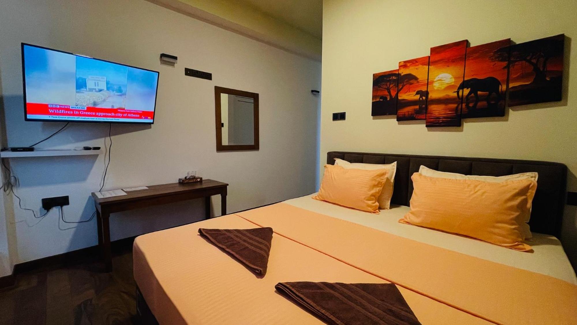 Sun Dove Suite Kandy Ngoại thất bức ảnh